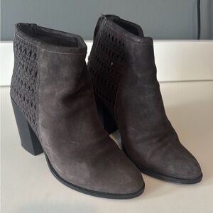 Steve Madden Women's Textured Ankle Boots - Dark Gray Size 5.5